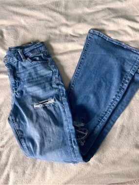 American Eagle Flare Jeans- SHORT
